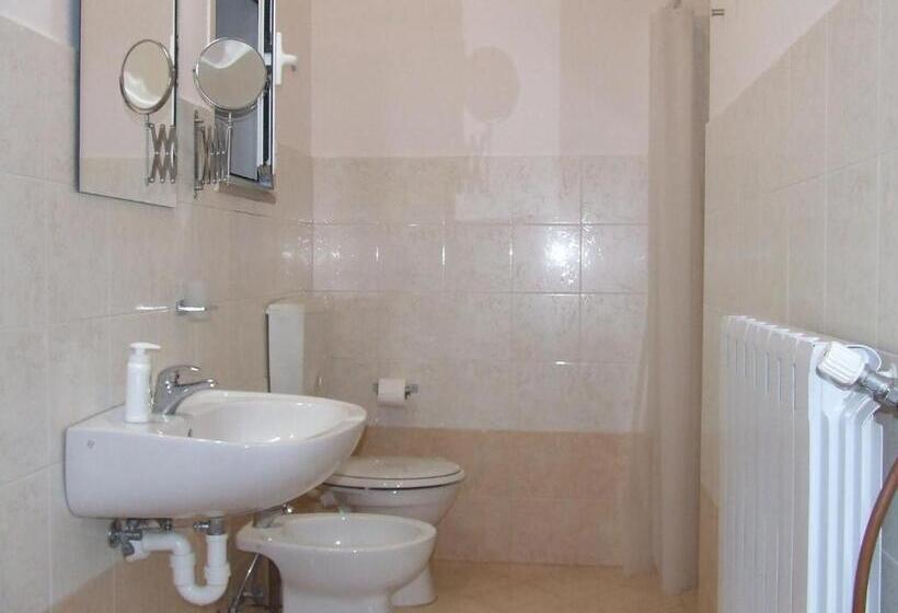 Четырехместный номер Премиум, B&b Dimora Del Sole