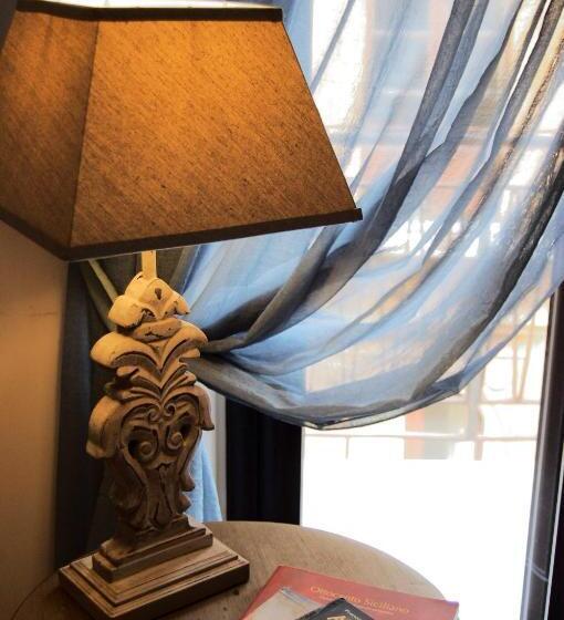 غرفة قياسية ثلاثية, Portatenea   Atenea Collection