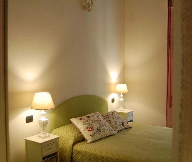 غرفة قياسية, Portatenea   Atenea Collection