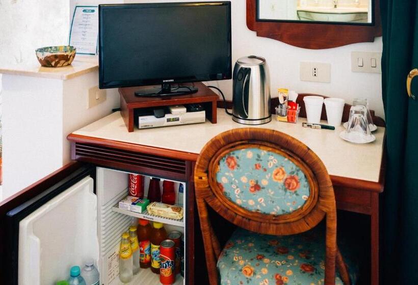 带海景的高档三人间, Villino Eleonora