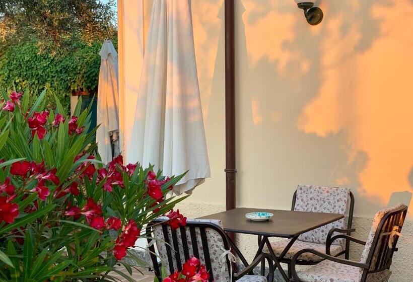 带海景的高档三人间, Villino Eleonora