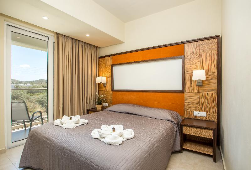 패밀리 룸 가든 전망, Evita Studios