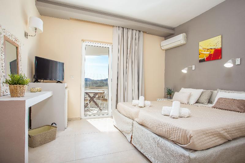 패밀리 룸 가든 전망, Evita Studios