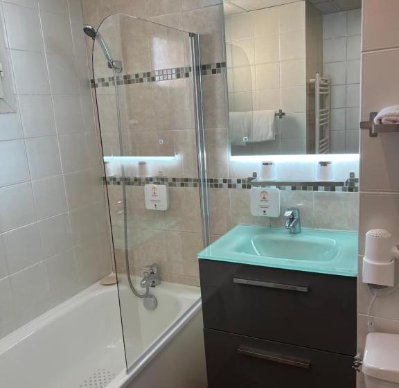 Номер Стандарт, Adonis Arc Hotel Aix