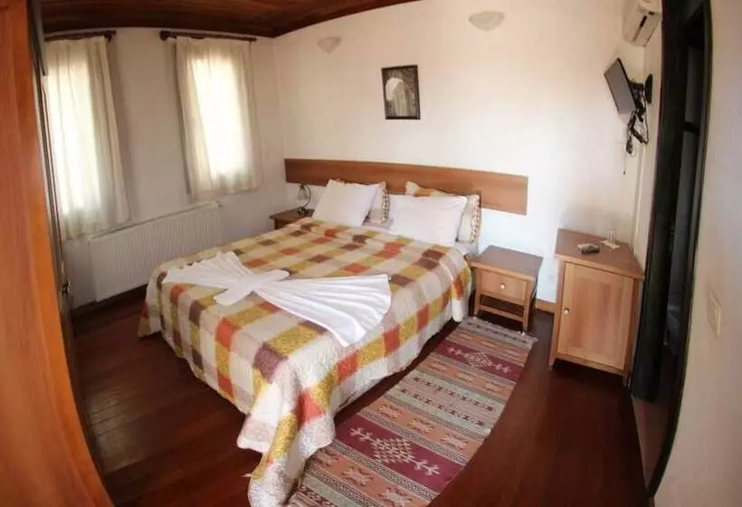 Standard-huone, Akay