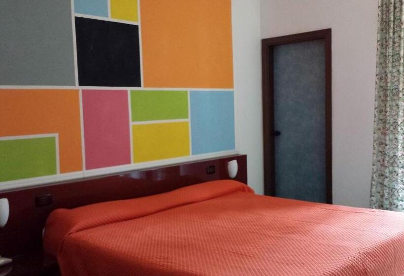 اتاق استاندارد, Annabelle