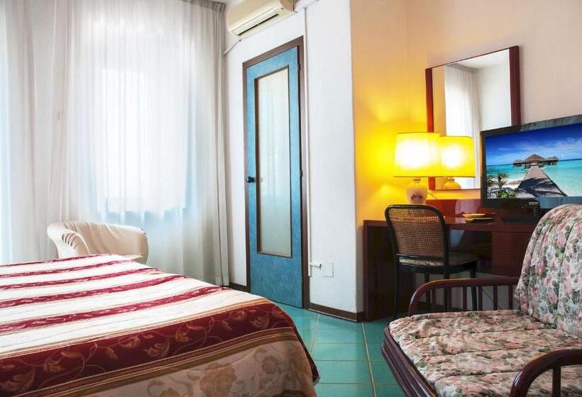 اتاق استاندارد, Annabelle