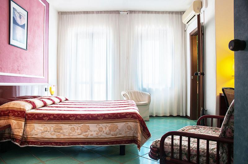 اتاق استاندارد, Annabelle