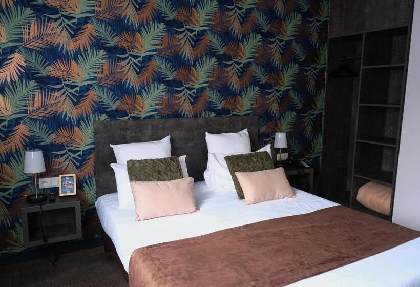 اتاق سوپریور, Arcadia