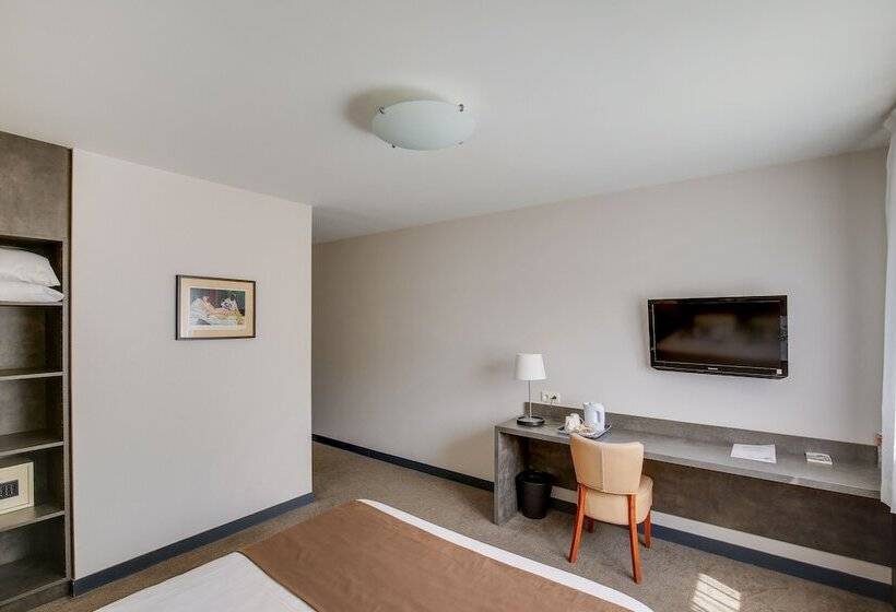 اتاق سوپریور, Arcadia