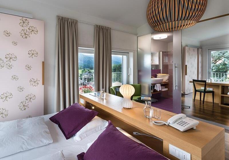 주니어 스위트, Azalea Park