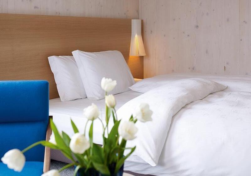 수피리어 트리플 룸, Azalea Park