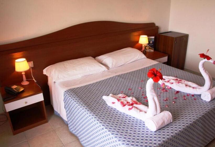 חדר סטנדרט, Damanse