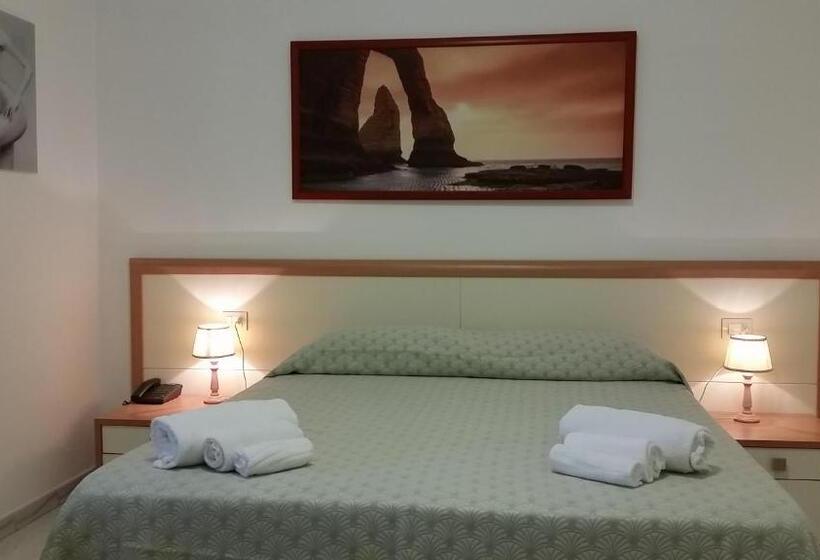 חדר סטנדרט, Damanse