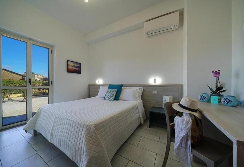 חדר סטנדרט, Damanse