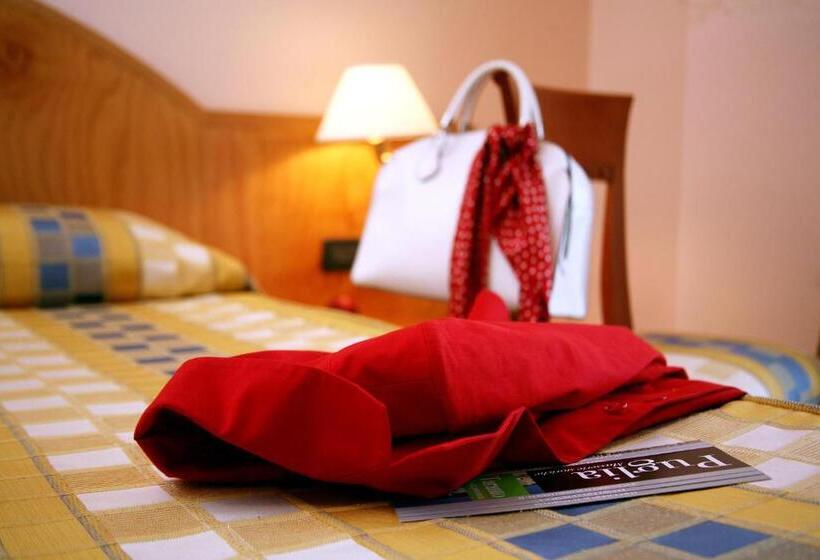 חדר סטנדרט יחיד, Daniela