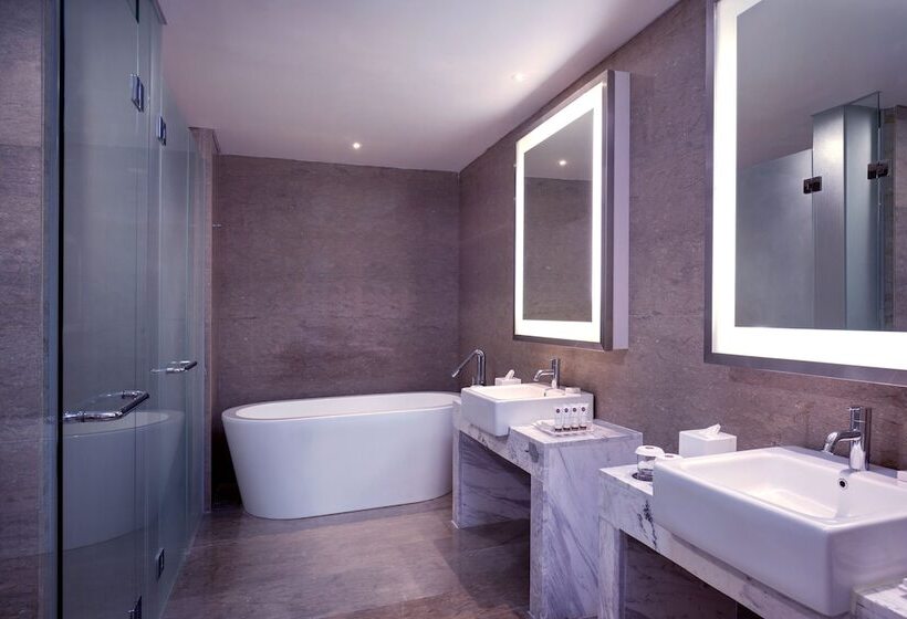 Executive Suite, Grand Mercure Jakarta Harmoni