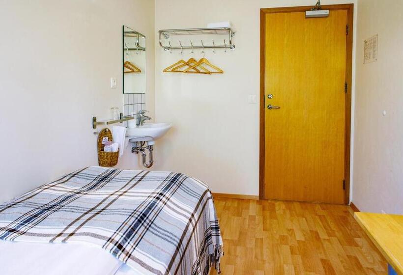 اتاق یک نفره پایه با سرویس بهداشتی مشترک, Guesthouse Sunna