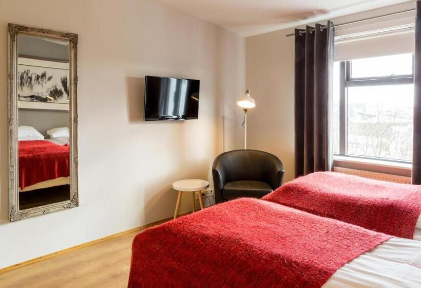 سوییت لوکس, Guesthouse Sunna