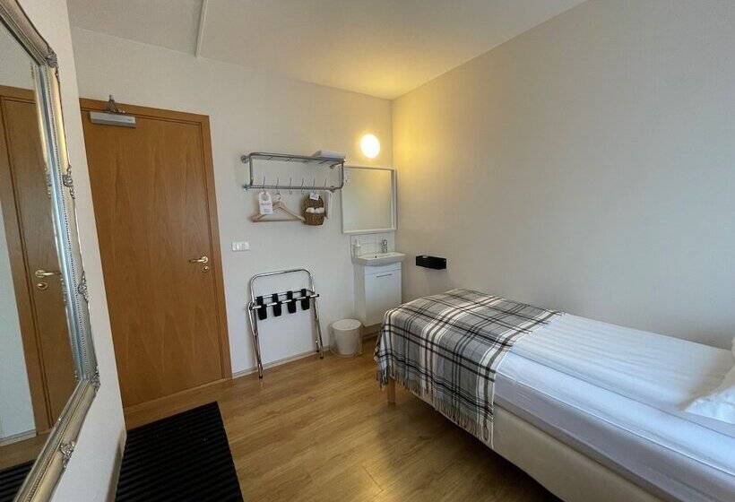 اتاق یک نفره پایه با سرویس بهداشتی مشترک, Guesthouse Sunna