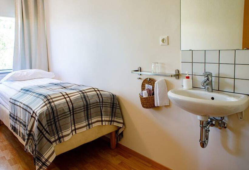 اتاق یک نفره پایه با سرویس بهداشتی مشترک, Guesthouse Sunna