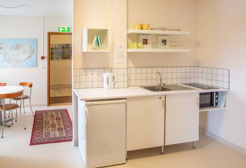 اتاق یک نفره پایه با سرویس بهداشتی مشترک, Guesthouse Sunna