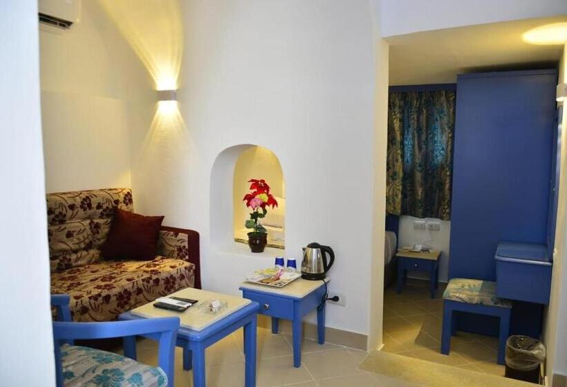 スタンダードトリプルルーム, Kanabesh Village