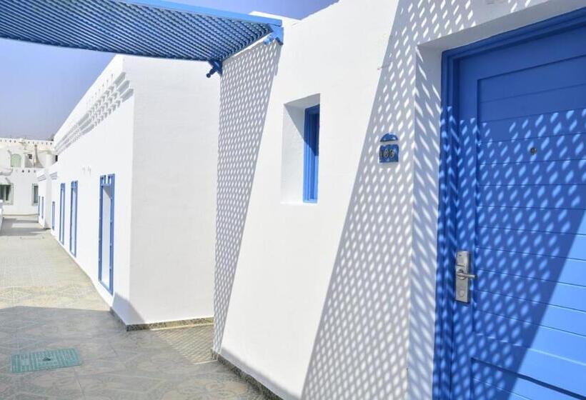 スイート, Kanabesh Village