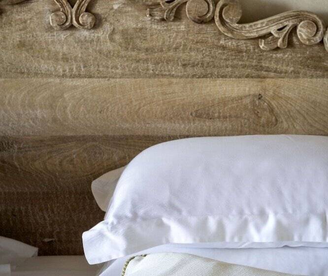 חדר דלוקס, Li Finistreddi