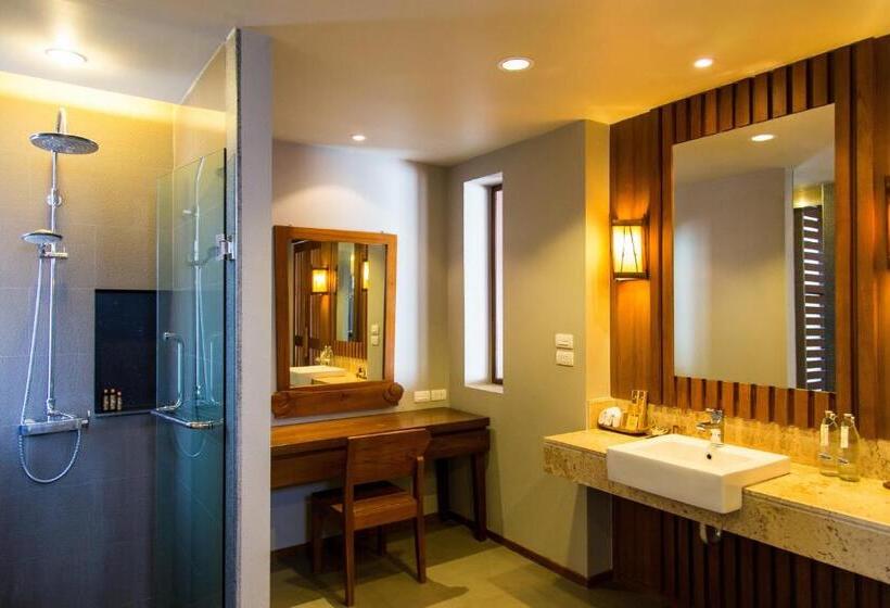 デラックスルーム, Maehaad Bay Resort   Sha Plus