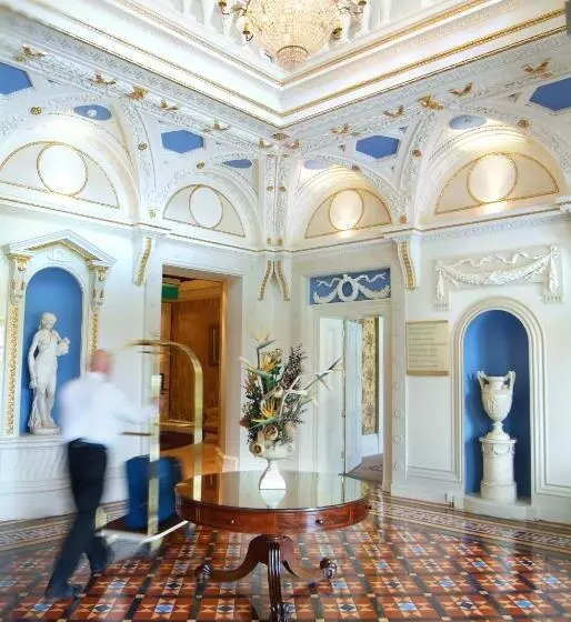 スタンダードルーム, Manor House Country