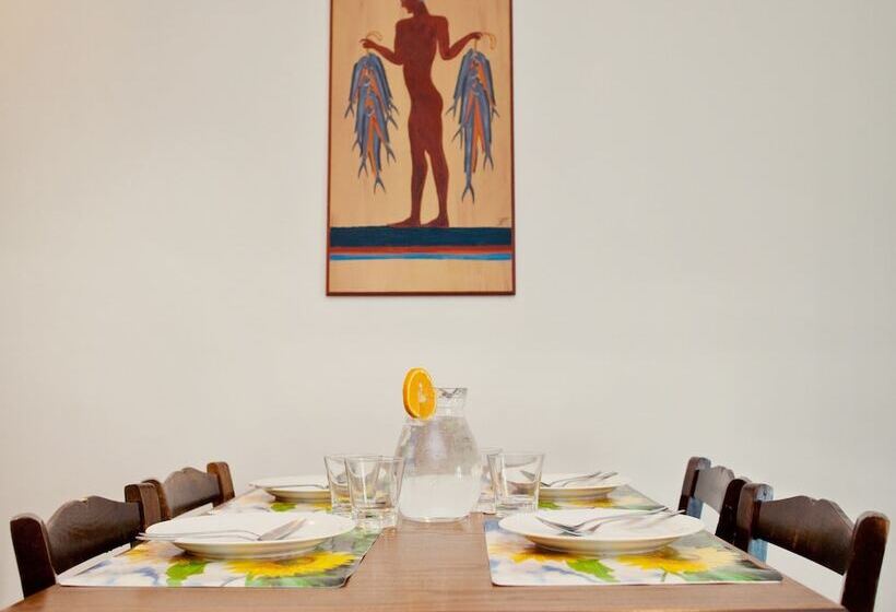 1ベッドルームアパートメント, Niriides