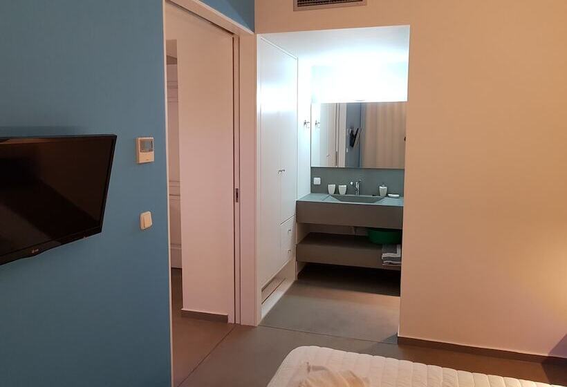 1ベッドルームのデラックスアパートメント, Niriides