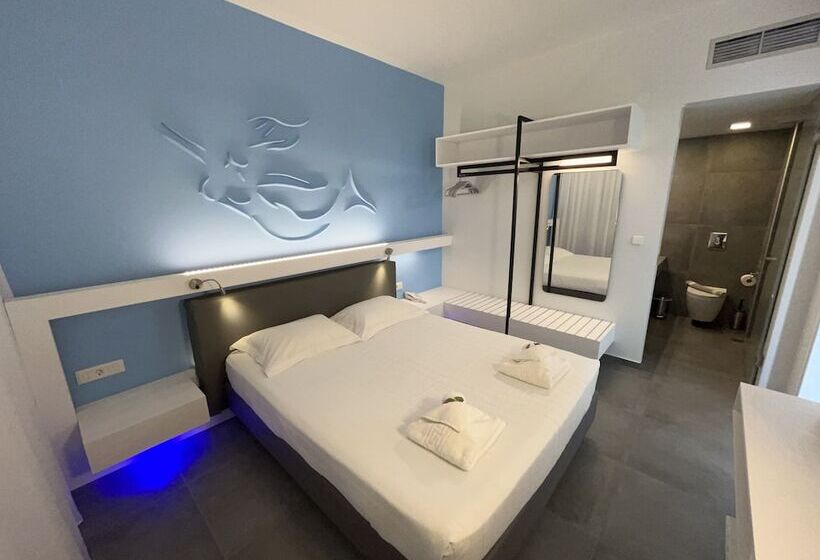 1ベッドルームベーシックアパートメント, Niriides