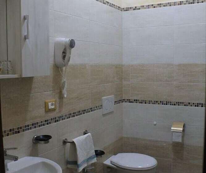 غرفة قياسية فردية, Terme Rosaleo