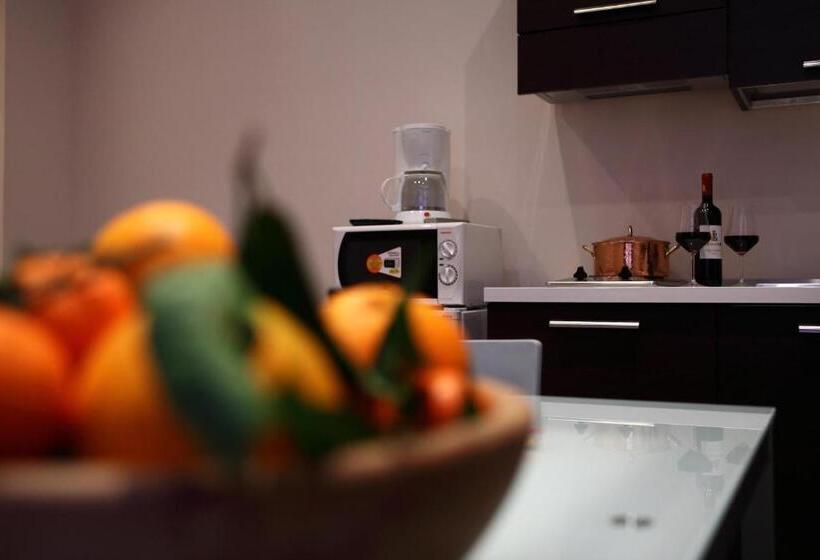 套房侧面可观海景, Palazzo Dei Corsari