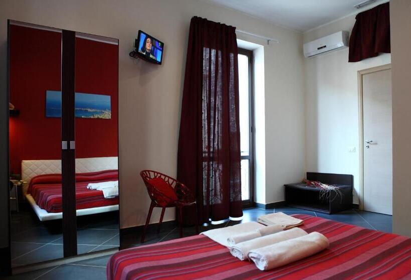 套房侧面可观海景, Palazzo Dei Corsari