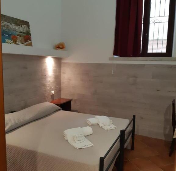 标准工作室, Palazzo Dei Corsari