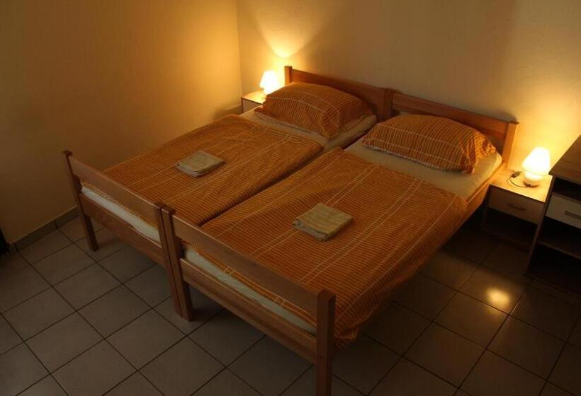 Standard room with outdoor bath, Back Budget Accomodation