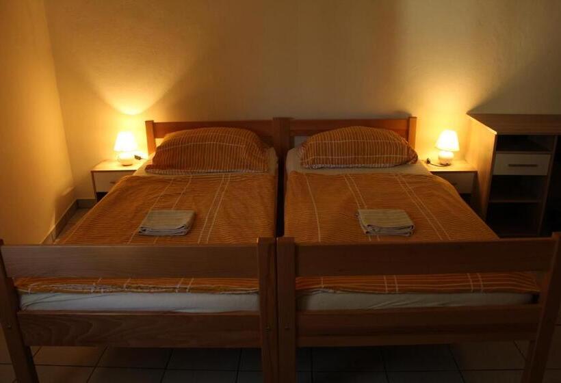 Standard room with outdoor bath, Back Budget Accomodation