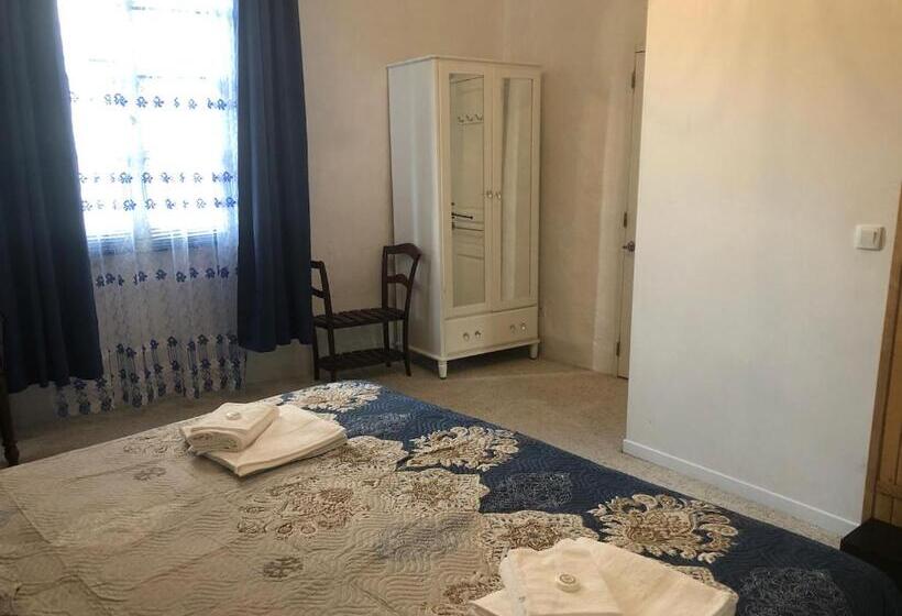 带大床的标准间, La Porte Bleue