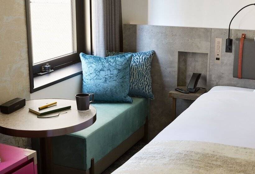 Quarto standard, Grandbach Tokyo Ginza