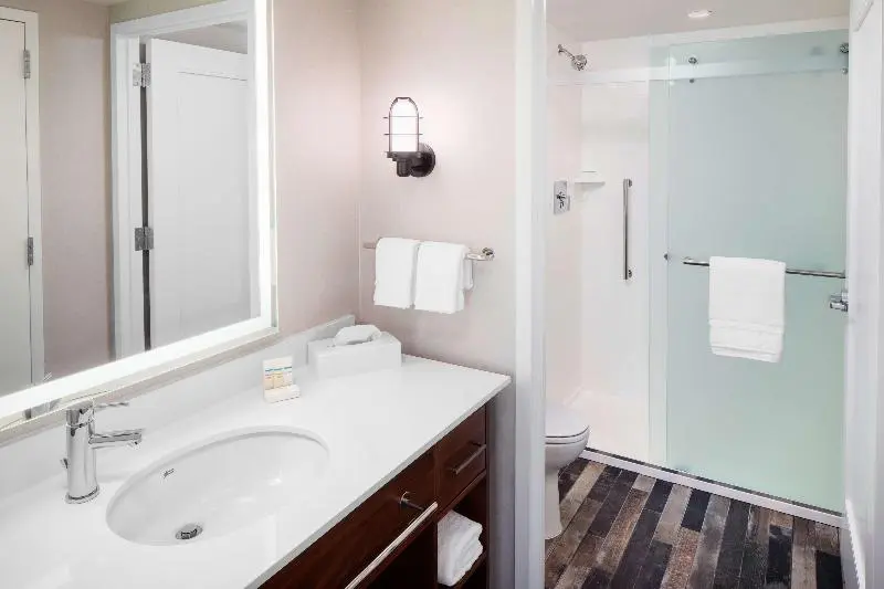 キングサイドベッドのスタンダードワンルーム, Homewood Suites By Hilton Boston Seaport District