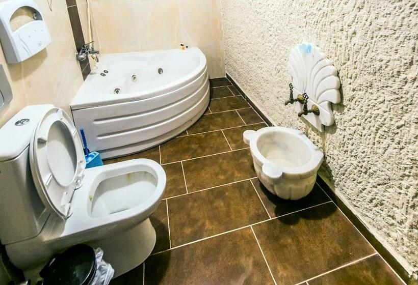 اتاق استاندارد سه نفره, Kapadokya Organik Ciftlik Evi