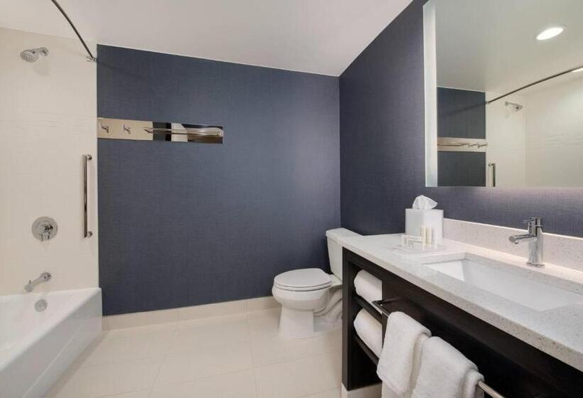 Suite Cama King, Residence Inn By Marriott Indianapolis Keystone