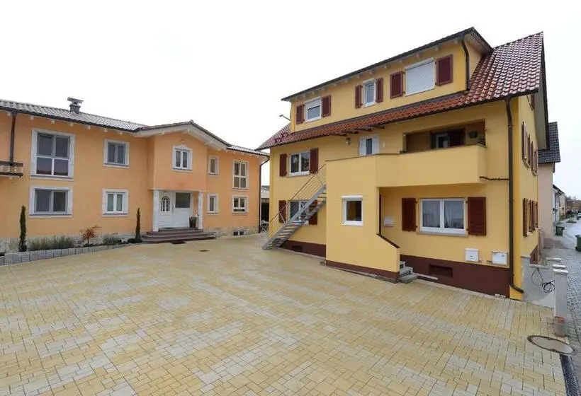 Apartamento Deluxe 2 Dormitorios, Rust Fewo