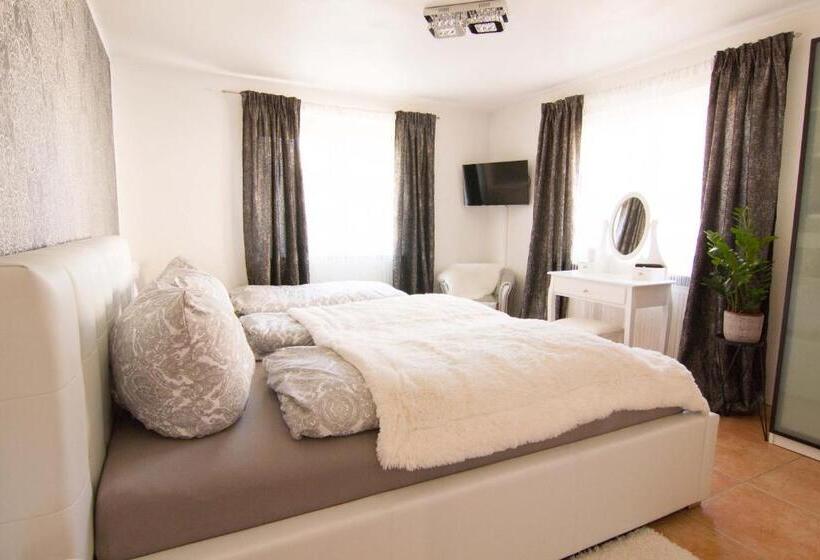 شقة ديلوكس غرفتين نوم, Rust Fewo