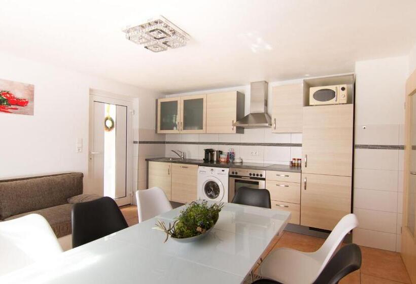 شقة ديلوكس غرفتين نوم, Rust Fewo