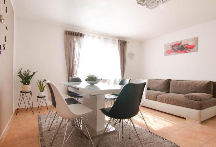 شقة ديلوكس غرفتين نوم, Rust Fewo