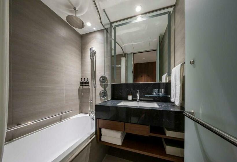 Quarto standard, Grandbach Tokyo Ginza